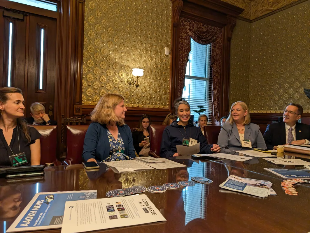 Noor Johnson and Roberta Glenn present on their programs at the White House